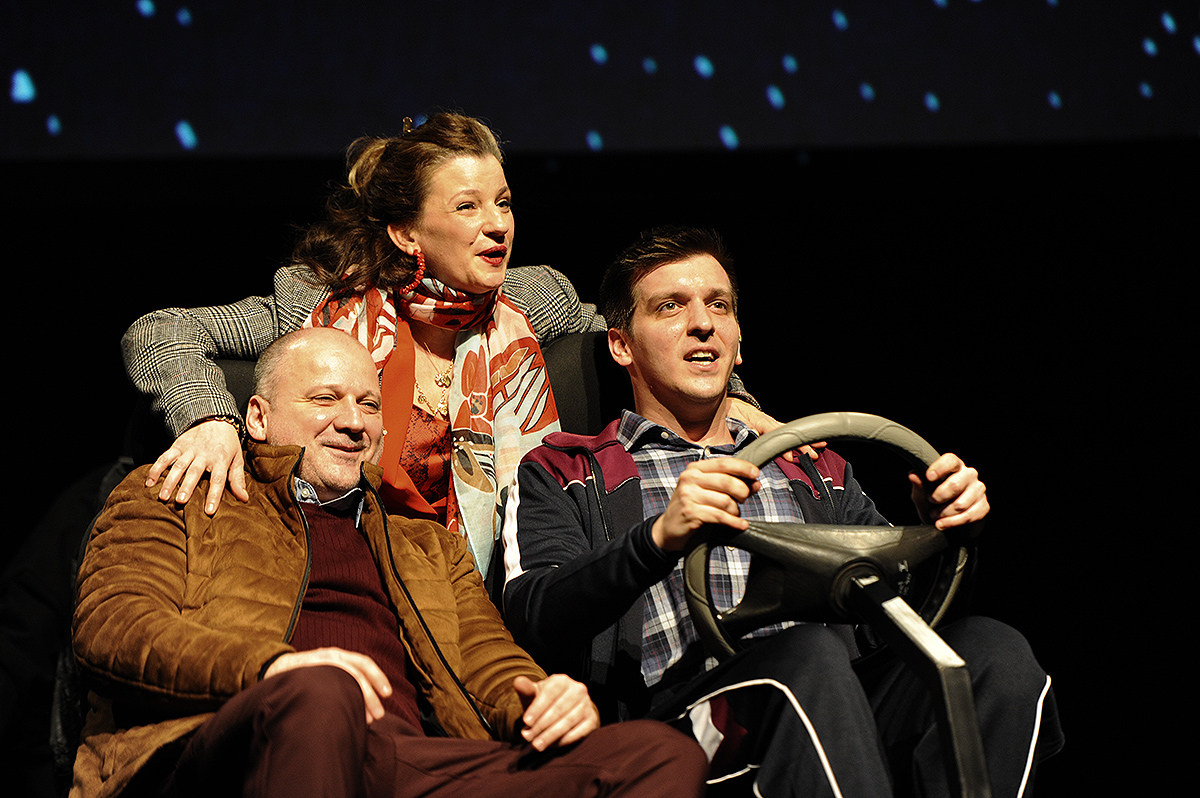 Anyaszemefénye Pinter B JGy 112 