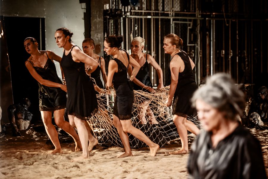 trojai nok lengyel 00